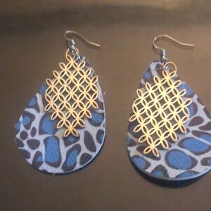 Elegant Gold and Blue Teardrop Earrings